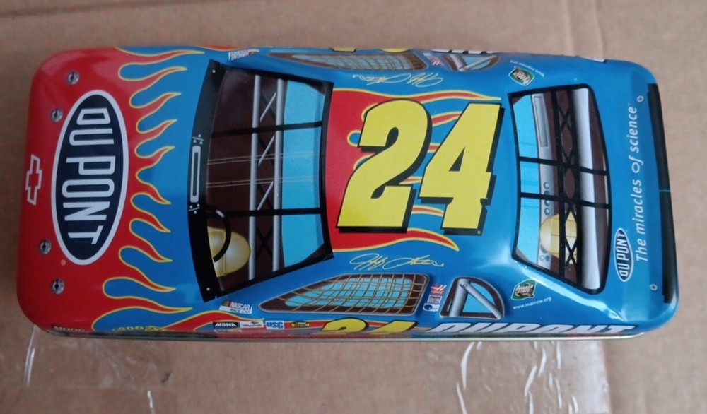 NASCAR Jeff Gordon #24 Collectible DuPont Race Car Tin