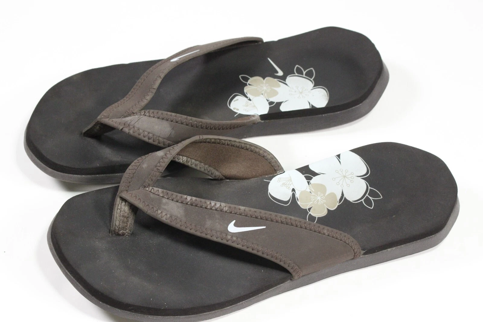 Sandali infradito Nike Celso 2006 donna taglia 10 US 42 EUR marrone floreale piscina