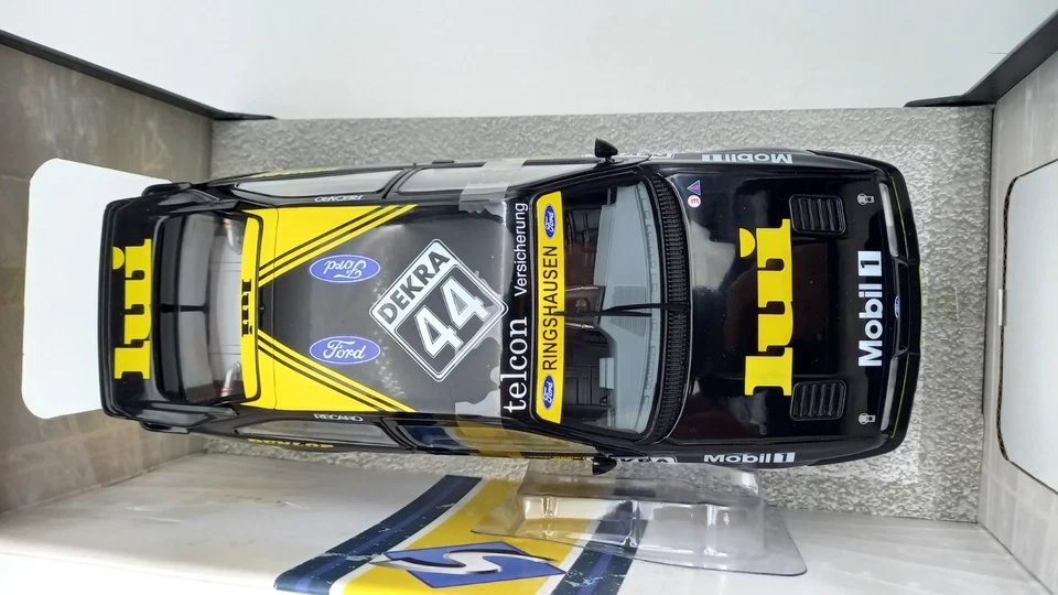🏁 Ford Sierra RS 500 Solido 1/18-voiture miniature-métal-course-collector. - Photo 3/4