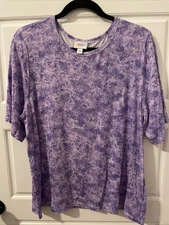 Lularoe Alli Basic T Retail $36 - XL