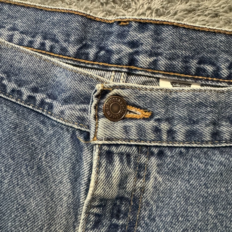 Pantalones de mezclilla vintage Levis para hombre 545 holgados años 2000 Y2K hechos en EE. UU. talla 42x32 Foto 4 de 4