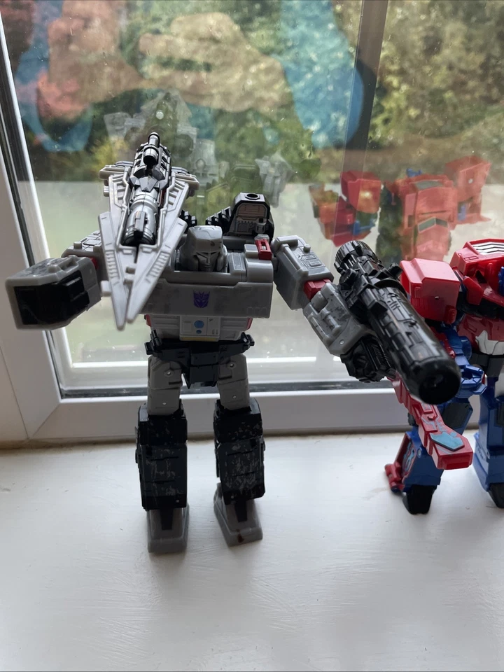 Transformers Megatron And Optimus Prime Action Figures - Image 4 of 4