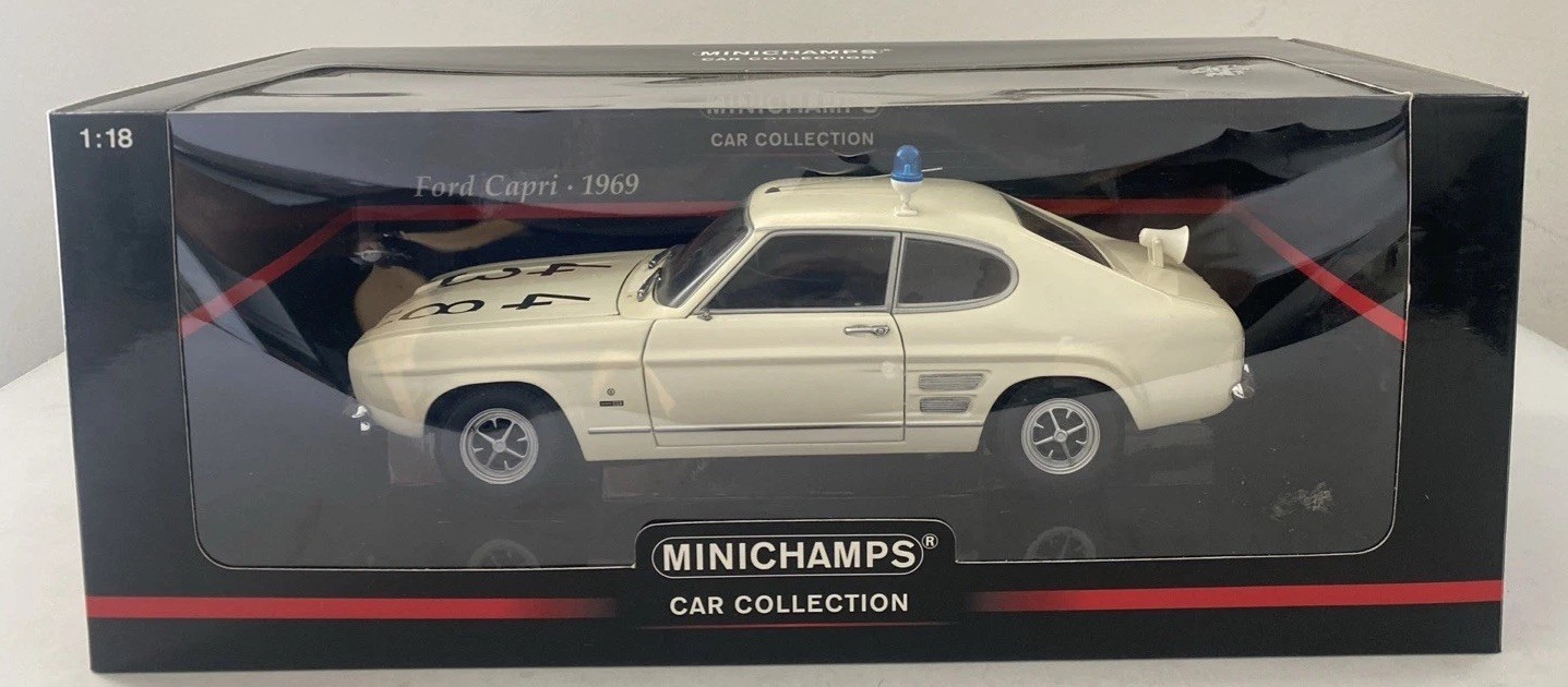 Minichamps 1:18 Ford Capri 1969 Autobahnpolizei Dusseldorf 089090 Please Read
