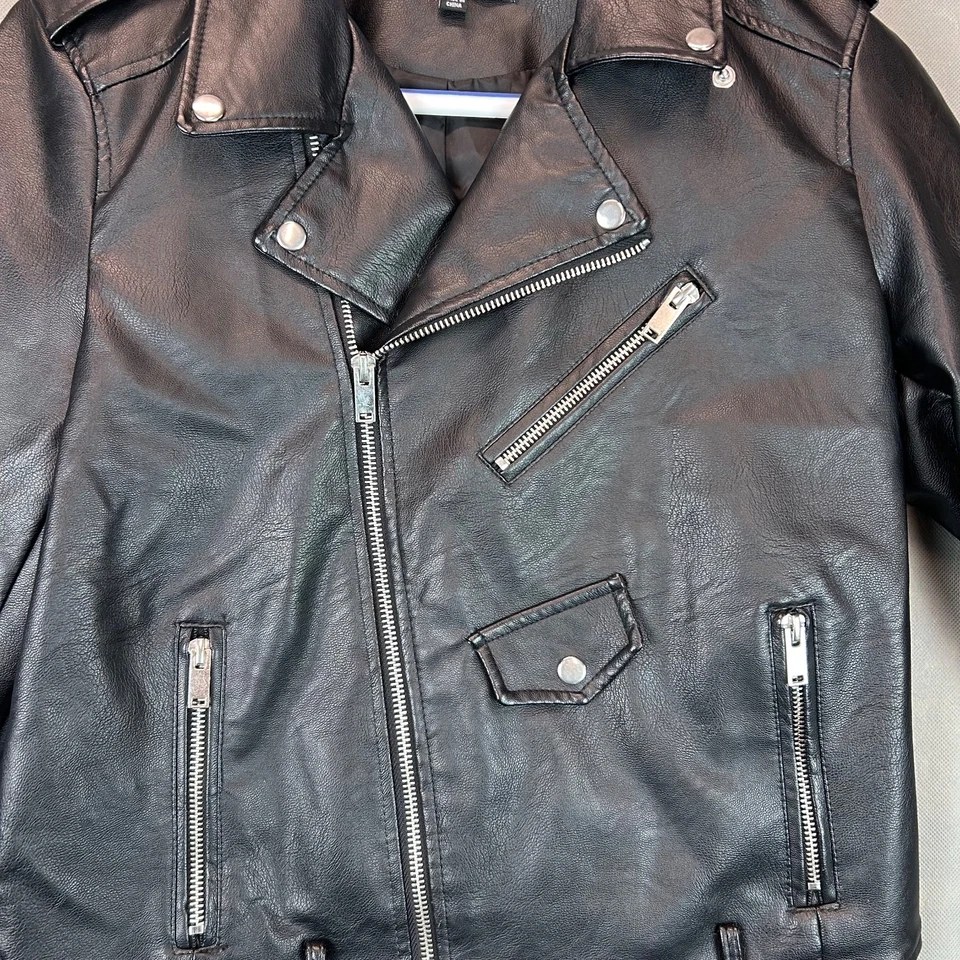 Chaqueta de motociclista Love Tree talla grande de cuero sintético negra nueva sin etiquetas Foto 2 de 4