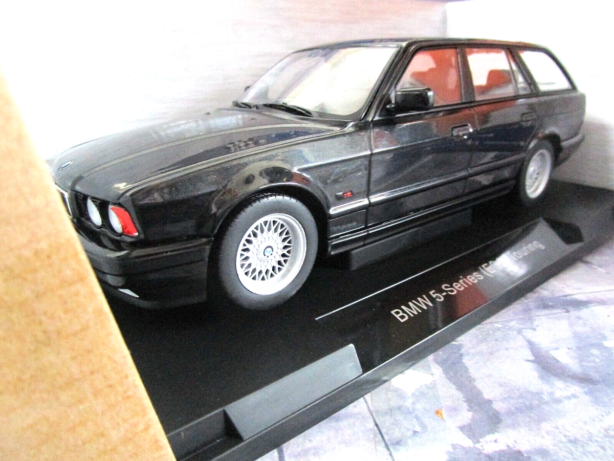 Voiture miniature de collection - BMW - Serie 5 Touring (E34) - 1991 - Noir - Échelle 1/18 - Jeux - Jouets
