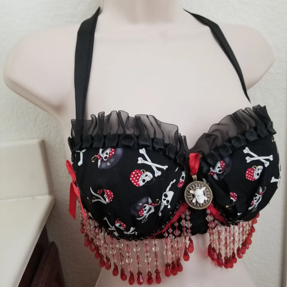 JUEGO DE 5 ARTÍCULOS PLATA PIRATA Sujetador Top 36C Disfraz Falda Pirata Sombrero, Gancho, Cinturón Ancho Foto 2 de 4