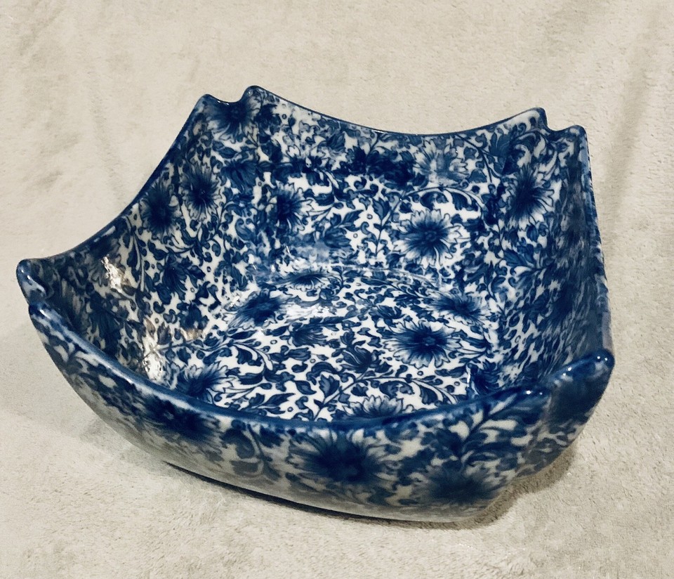 Ringtons Ltd Tea Merchants Newcastle Upon Tyne Cobalt Blue & White