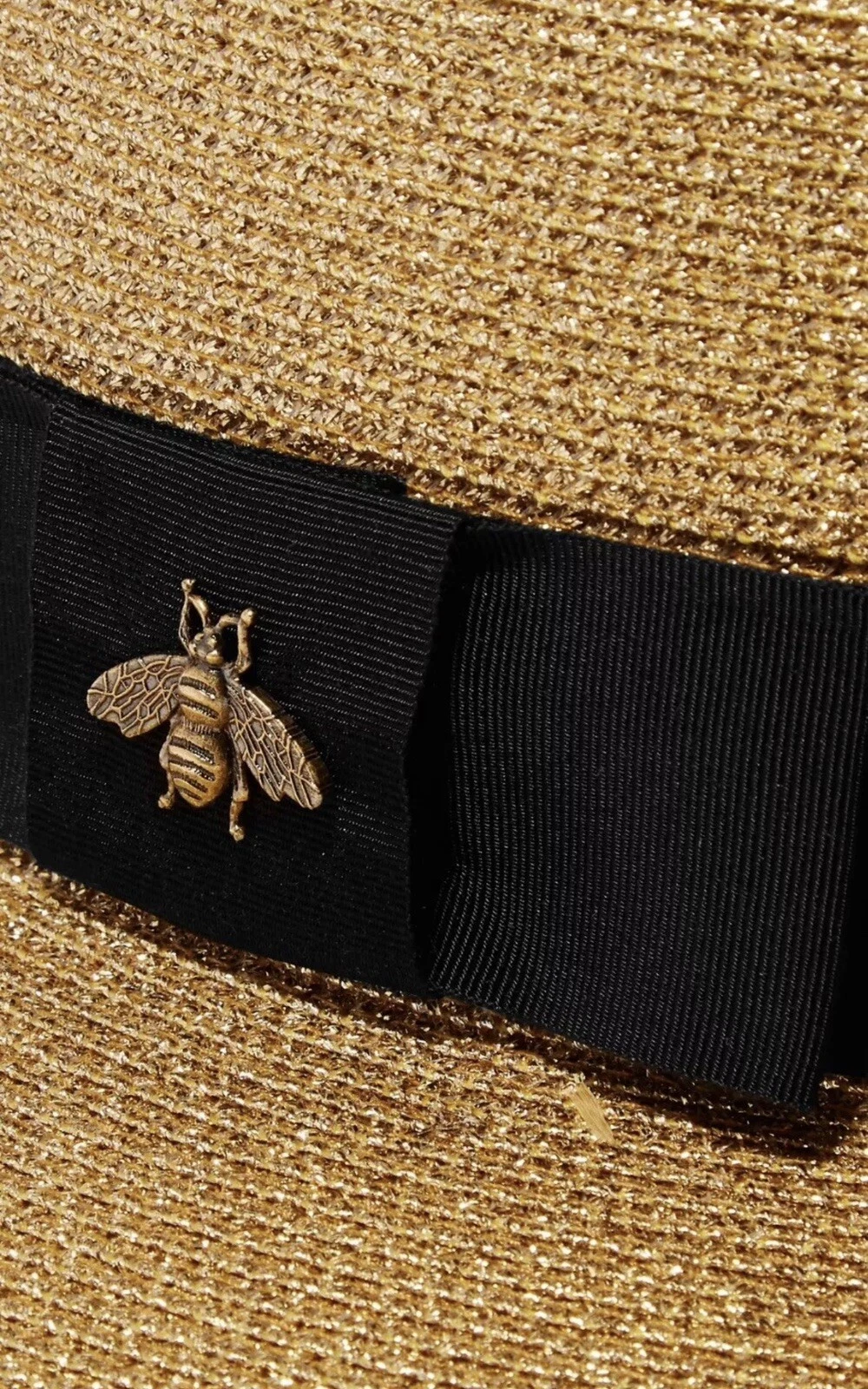 Chapeau papier lame Gucci Gold Bee détail S