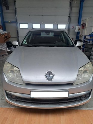 Console Centrale Intérieure Beige Pour Renault Laguna 3 Phase 1 Break - Pièce D'Occasion