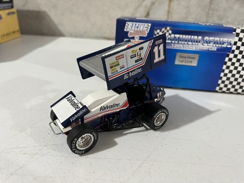 Steve Kinser #11 Valvoline 1994 Sprint Car 1/24 Action World of Outlaws - Bild 7 von 11