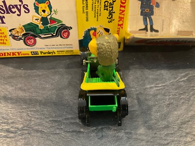 Dinky toys #477 Parsley's car Morris Oxford mint car minor wear on