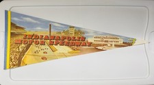 Vintage 1970s Indianapolis Motor Speedway Souvenir Pennant