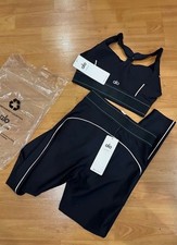 alo yoga set medium
