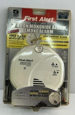 First Alert Battery Operated Smoke and Carbon Monoxide Alarm