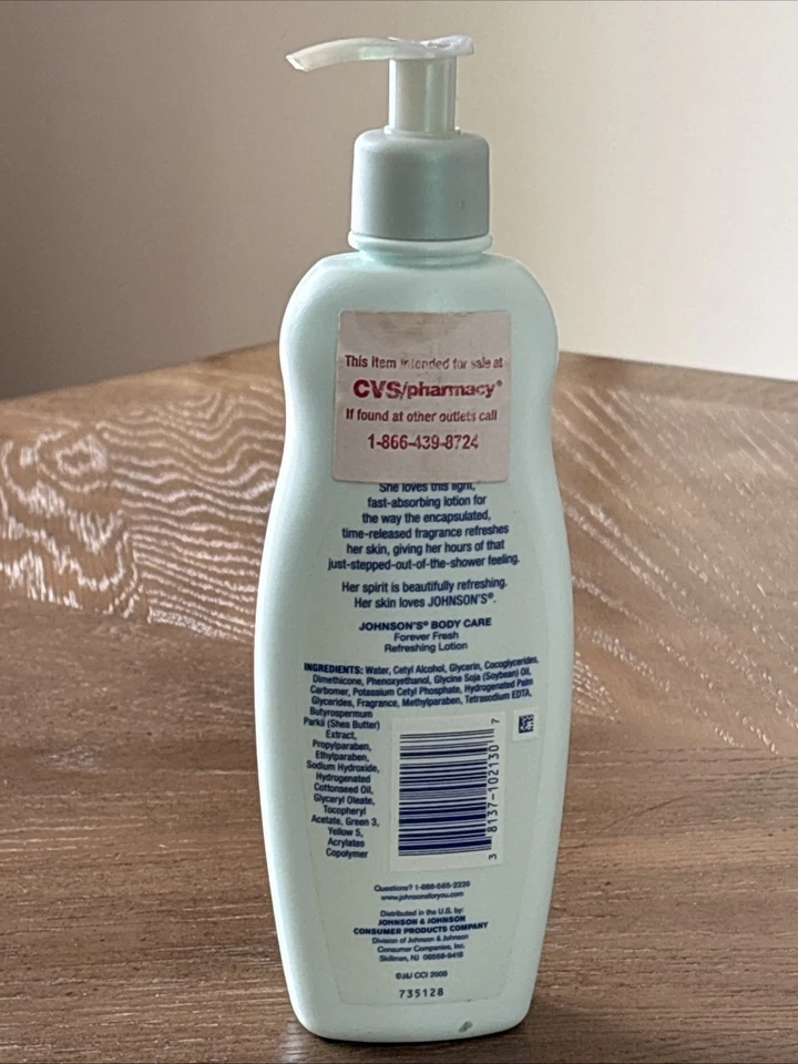 Освежающий лосьон Johnson's Body Care Forever Fresh 11 унций НОВЫЙ - Изображение 3 из 4