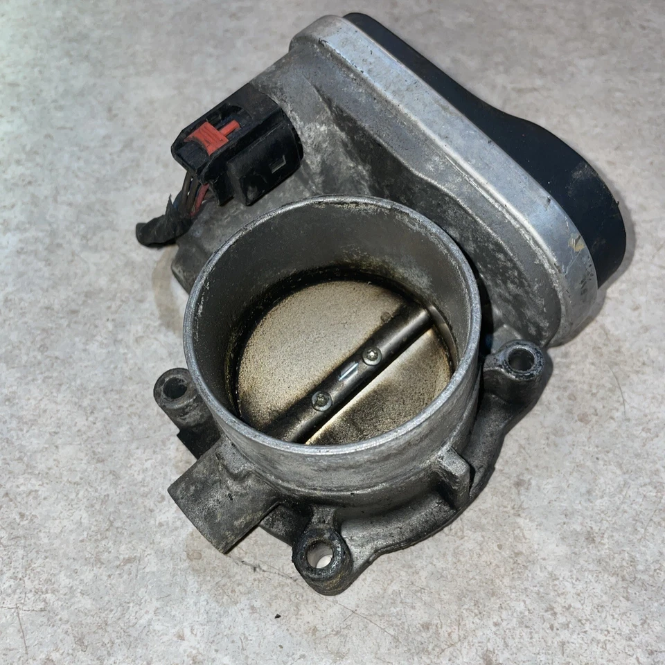 Dodge Nitro 2007 2011 2005 2010 cargador Dodge y carrocería del acelerador Chrysler 300 Foto 4 de 4