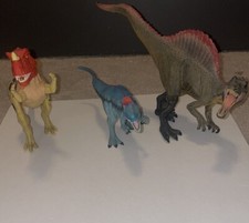 dinosaurs figures Lot Spinosaurus, Ceratosaurus And The Blue One  