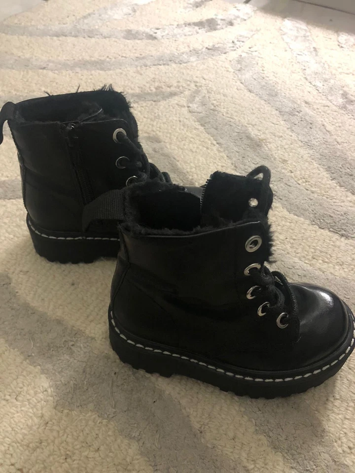 Bota H&M para bebé niña Foto 3 de 4