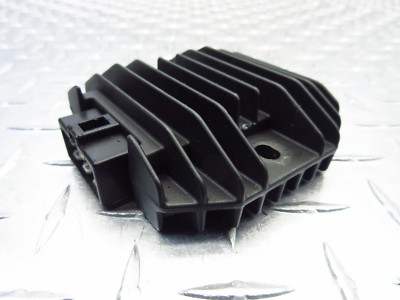 2008 08-12 KAWASAKI EX250R EX250 NINJA 250R VOLTAGE REGULATOR RECTIFIER OEM GOOD