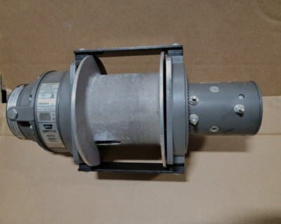 WARN INDUSTRIAL WINCH HOIST 90124. DC4000. RATED LINE PULL 4000lbs. 24V.