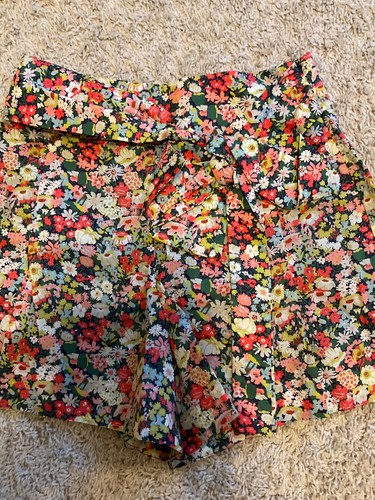 J.CREW Tie-waist short in Liberty Floral print size 4 - Picture 2 of 9