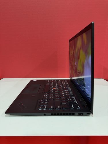 LENOVO THINKPAD X1 Carbon 6th i7 1.8GHz 8th Gen 8GB RAM 256GB SSD Windows 11 Pro - Afbeelding 9 van 12