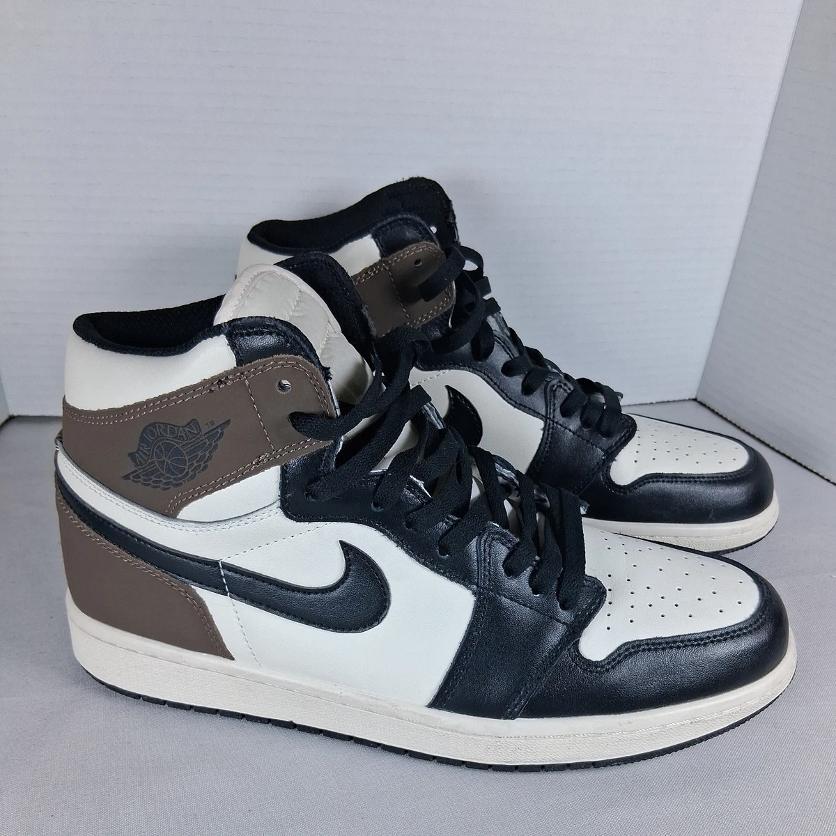 Jordan 1 Retro OG High Dark Mocha for Sale | Authenticity