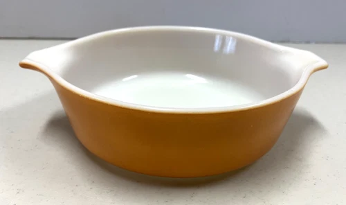 Pyrex 471 Orange 1 PT  Casserole Bowl    0