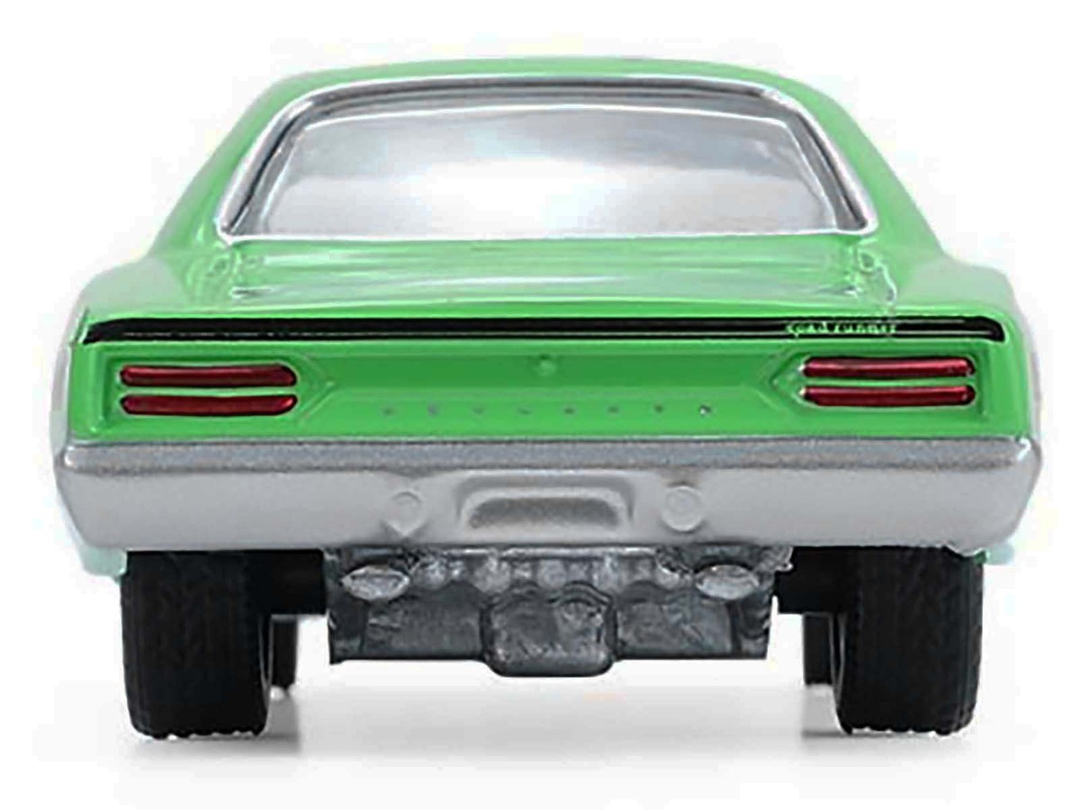 1970 PLYMOUTH ROAD RUNNER GREEN 1/64 DIECAST MODEL CAR BY