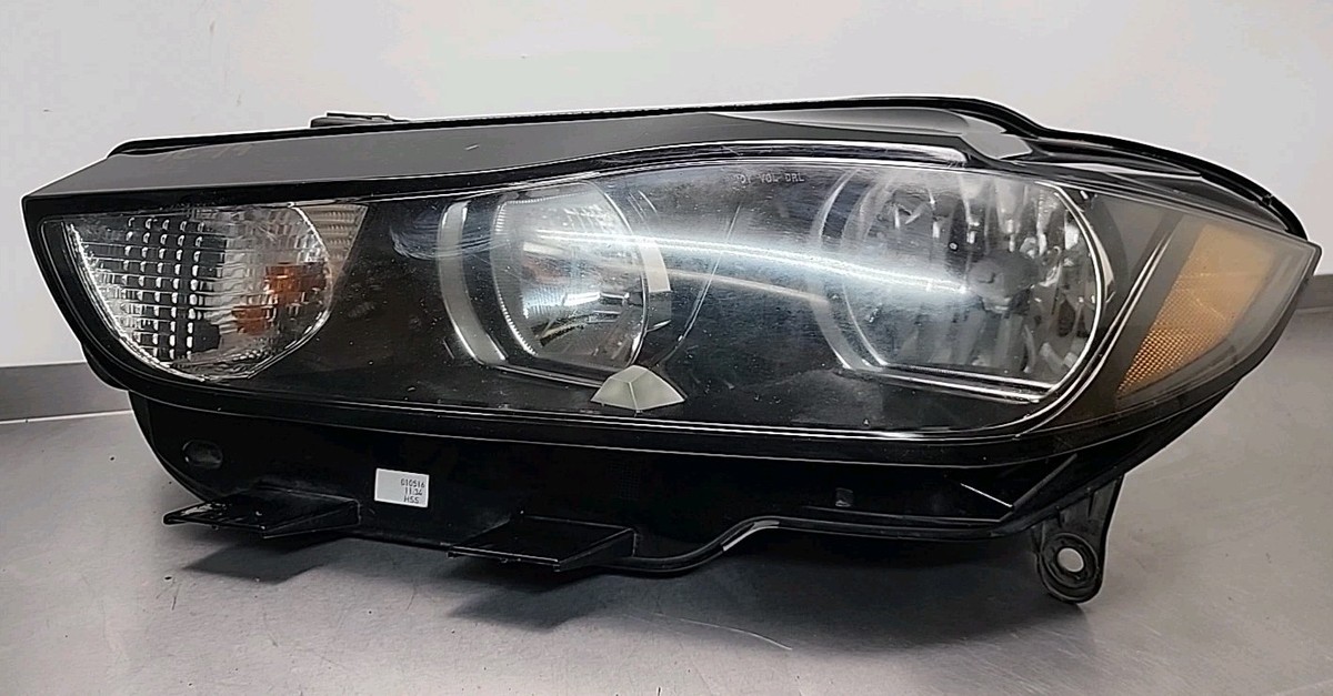 2016 - 2019 Jaguar XE OE Front Left Halogen Headlight Assembly