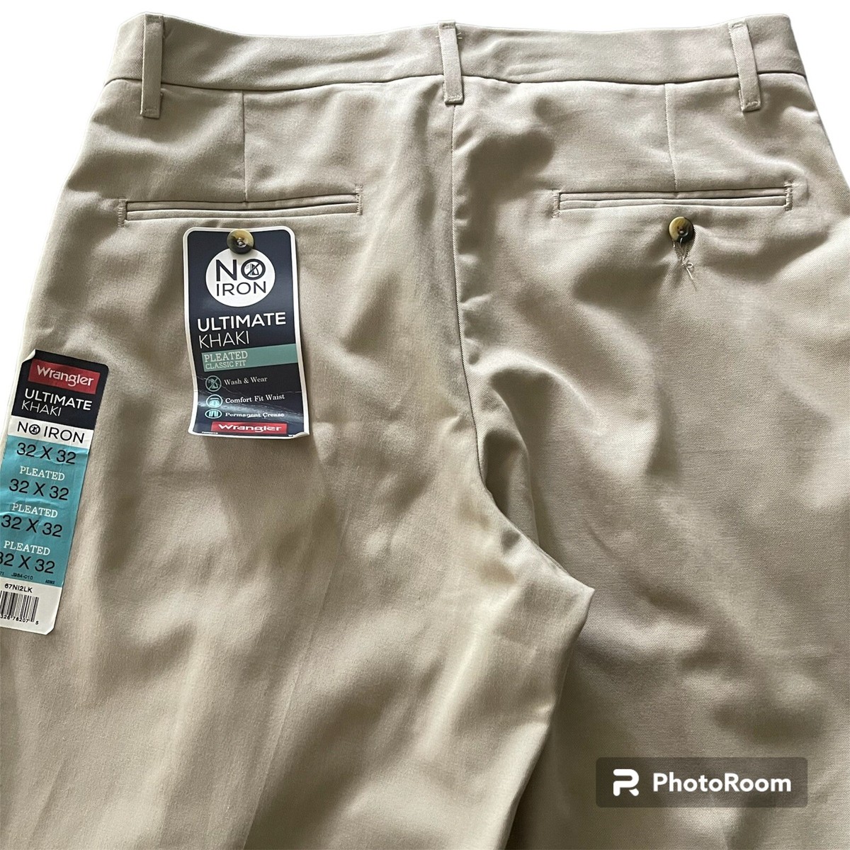 Wrangler No Iron Ultimate Khaki Pants Mens 32x32 Beige Pleated Classic Fit  *A*