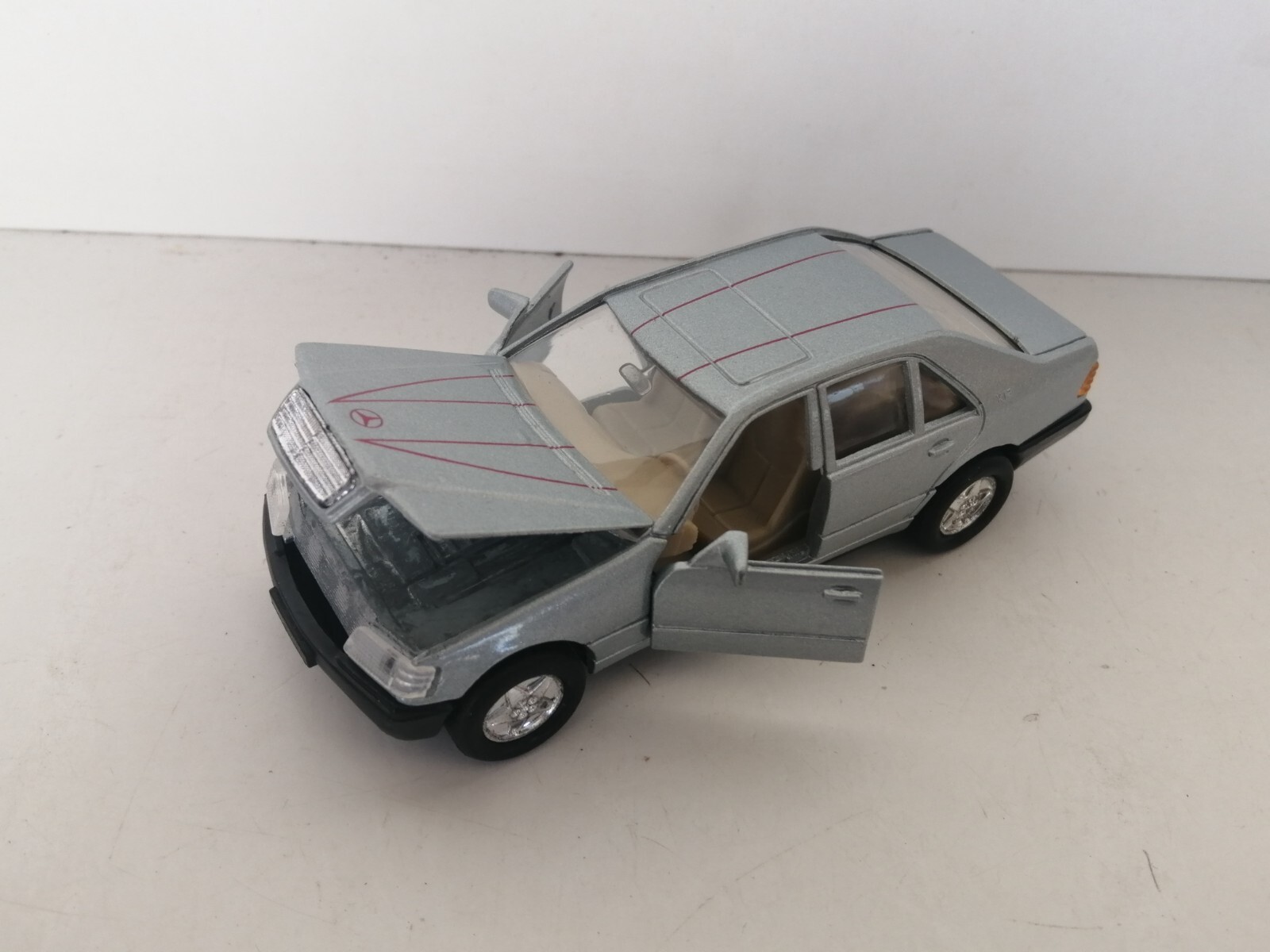 Picture 4 of 5