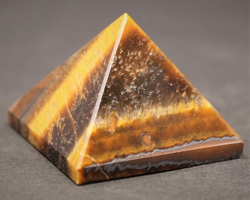 Kristall Pyramide Dreifachschutz Set: Schwarzer Obsidian, Gold Tigerauge & Hämatit - Bild 6 von 9