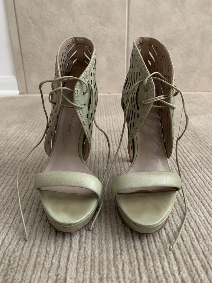 Sandalias Pour la Victoire Plataforma Punta Abierta Tacones Altos Zapatos Verde Pastel Talla 5.5 Foto 2 de 4