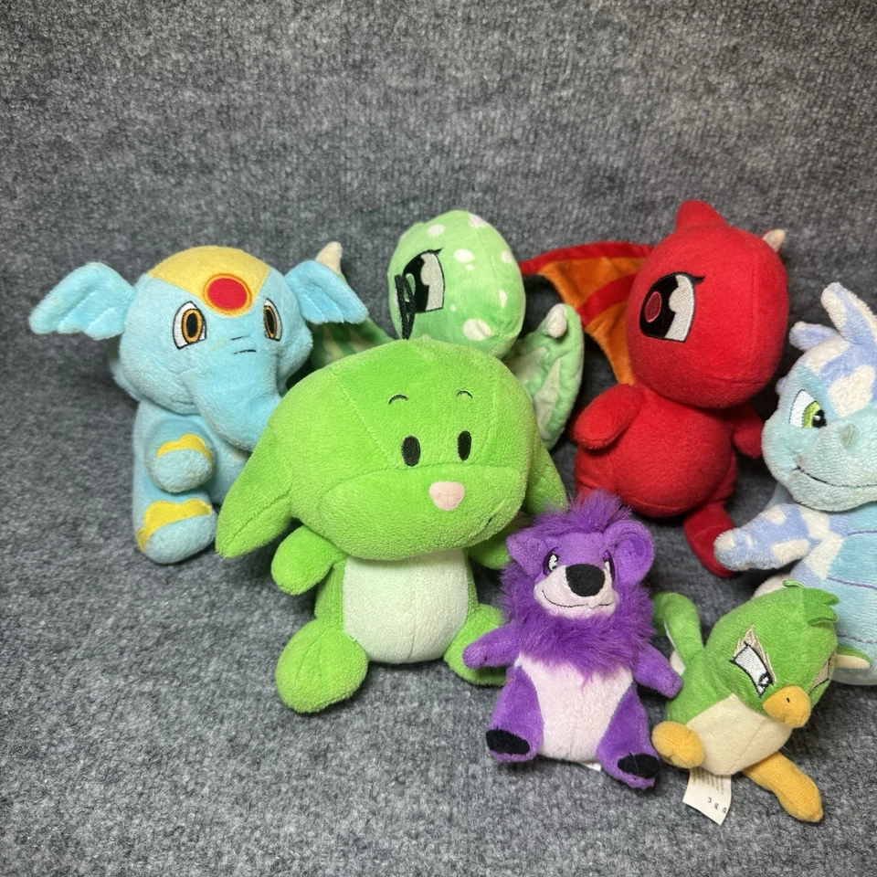 Lote de Pelúcia Neopets Aisha, Lupa Azul, Cloud Scorchio, Kacheek e Bônus McDonald’s - Imagem 2 de 4