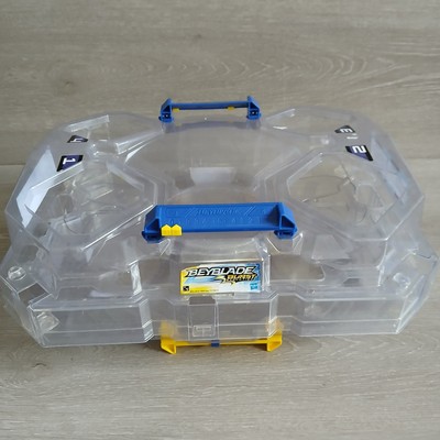 Beyblade Burst Evolution Battle Stadium Arena 4 Player or 2 Player Reversible