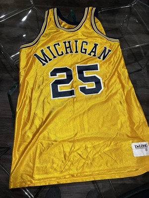 vtg delong Michigan Wolverines basketball jersey #25 sz 48  Juwan Howard 90s