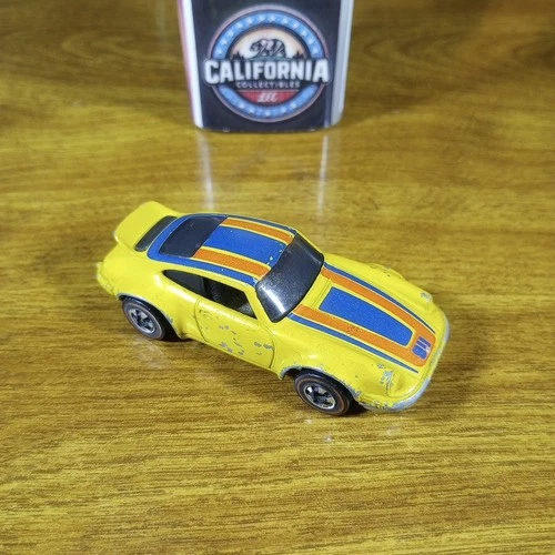 Hot Wheels Flying Colors Redline P-911 Base Porsche Yellow 911 Hong Kong 1975