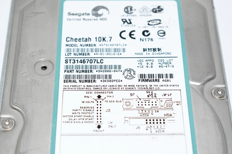 Seagate Cheetah ST3146707LC 10K.7 Ultra320 SCSI 146 GB Hard Drive HSS w/ Tray Ca - Image 3 of 4