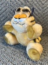 VTG 1981 Dakin GARFIELD I'm Climbing The Walls For You Plush w/ Suction Cups