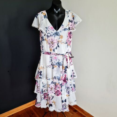 Women's size L = 20 'CITY CHIC' Gorgeous floral summer love tiered dress - EUC