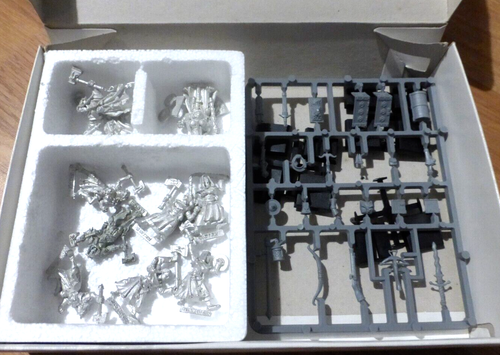 Mordheim Sisters of Sigmar RARE OOP Metal Warhammer Models Boxed Set + Extras !! - Picture 9 of 15