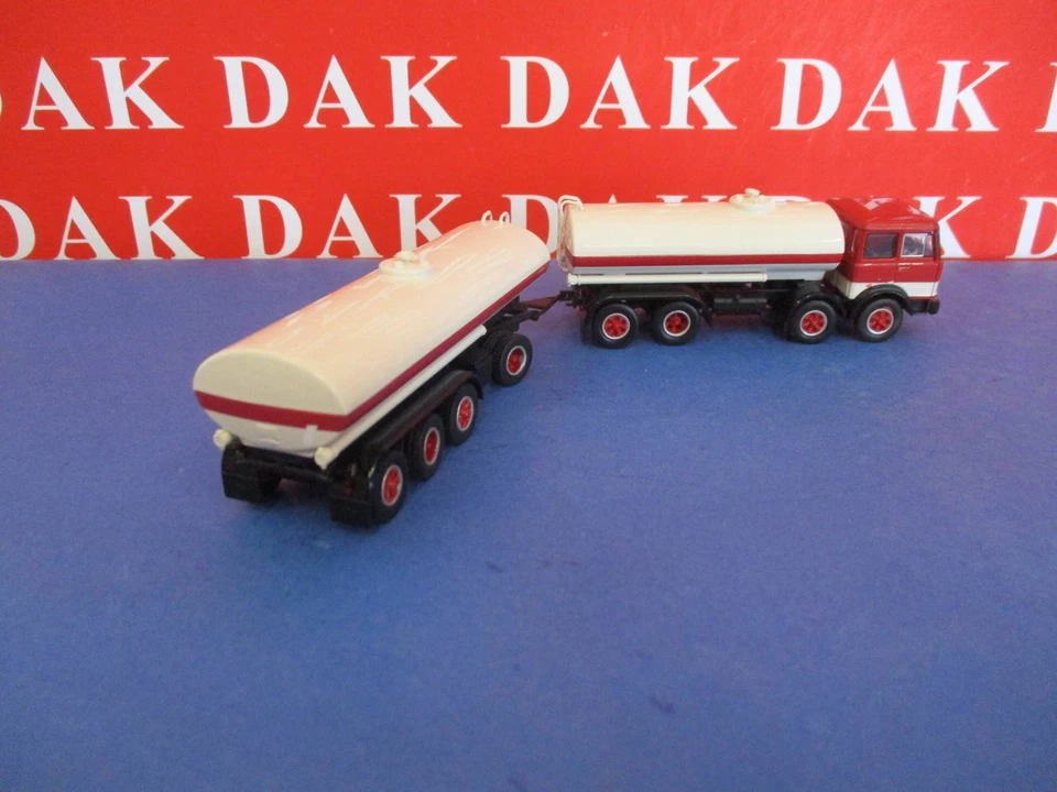 1/87 Modellino Camion Truck Fiat 691 Millepiedi Cisterna Rossa Bianca 1970 - Immagine 4 di 4