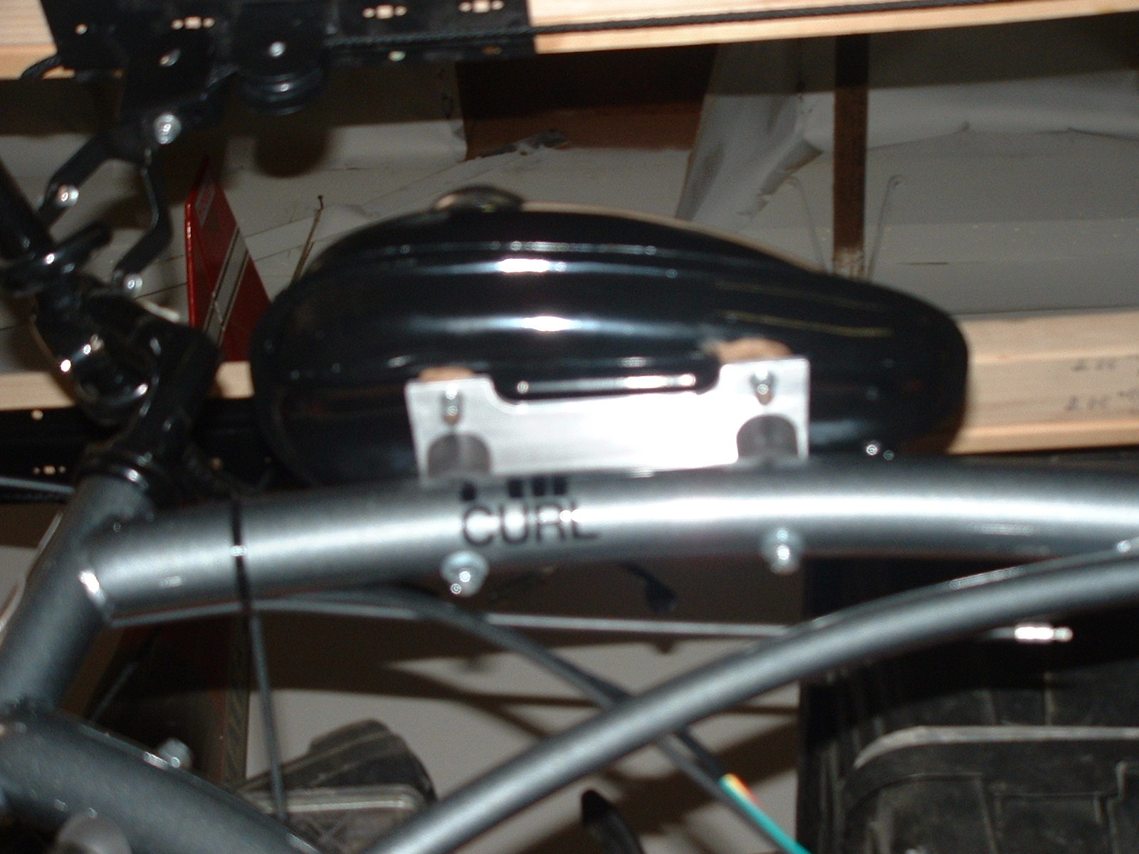  MOTORIZED BIKE TANK MOUNT UP KIT FOR LARGE FRAME BIKES 2 1/2 AND 3 LITER TANKS.
