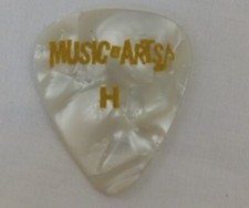 Music  Arts White Plastic Pearlized Guitar Pick "H"