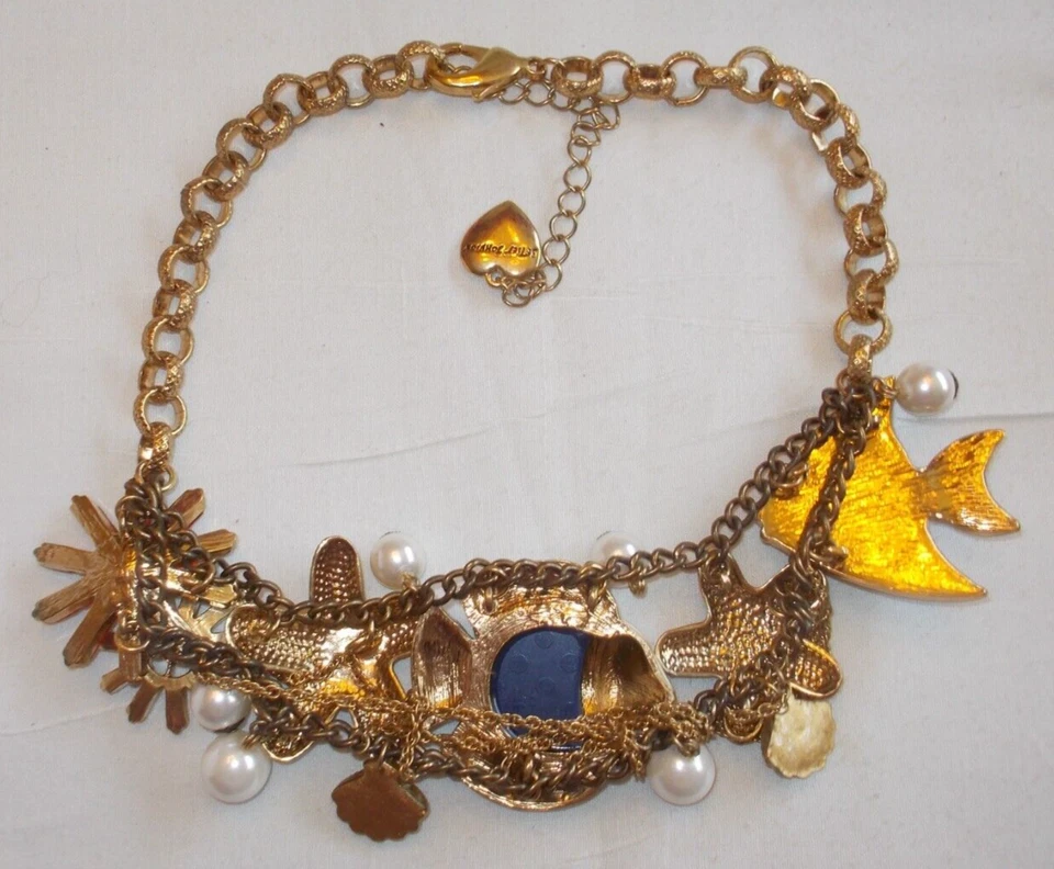 COLLAR LLAMATIVO BETSEY JOHNSON'S VINTAGE CUENTO DE SIRENA GRUESO MULTI DIJES Foto 3 de 4