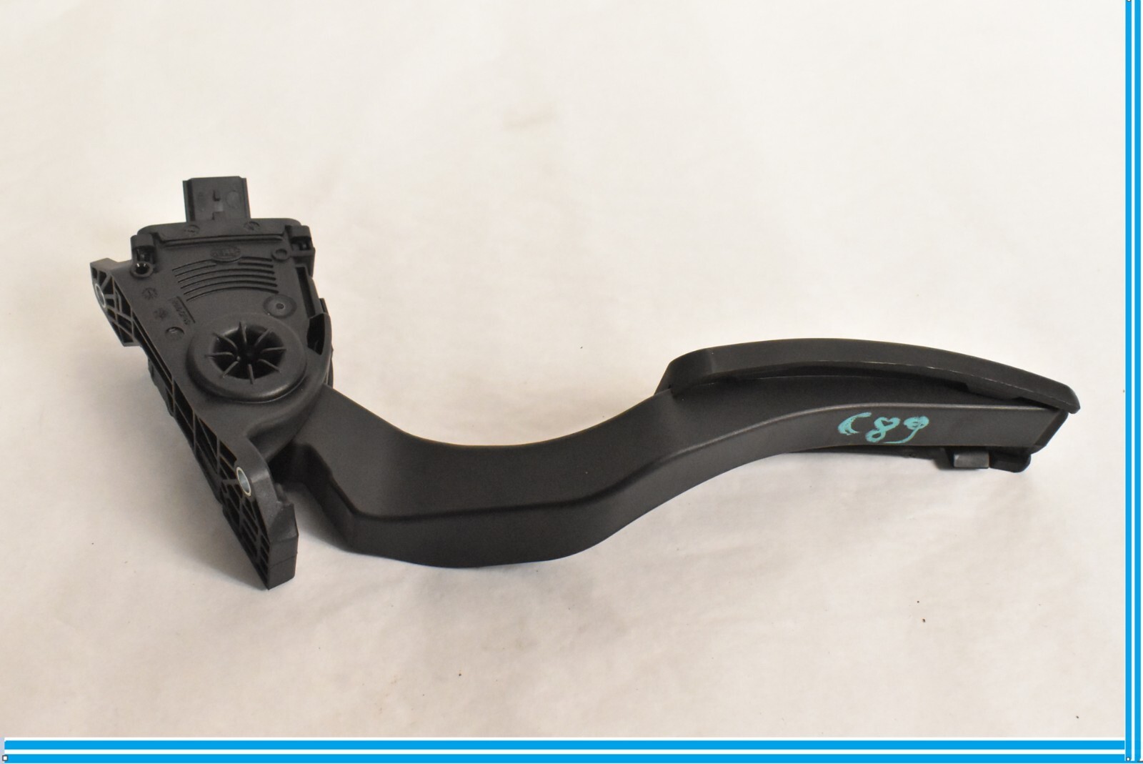 Maserati Ghibli 2014-2017 Left Accelerator pedal