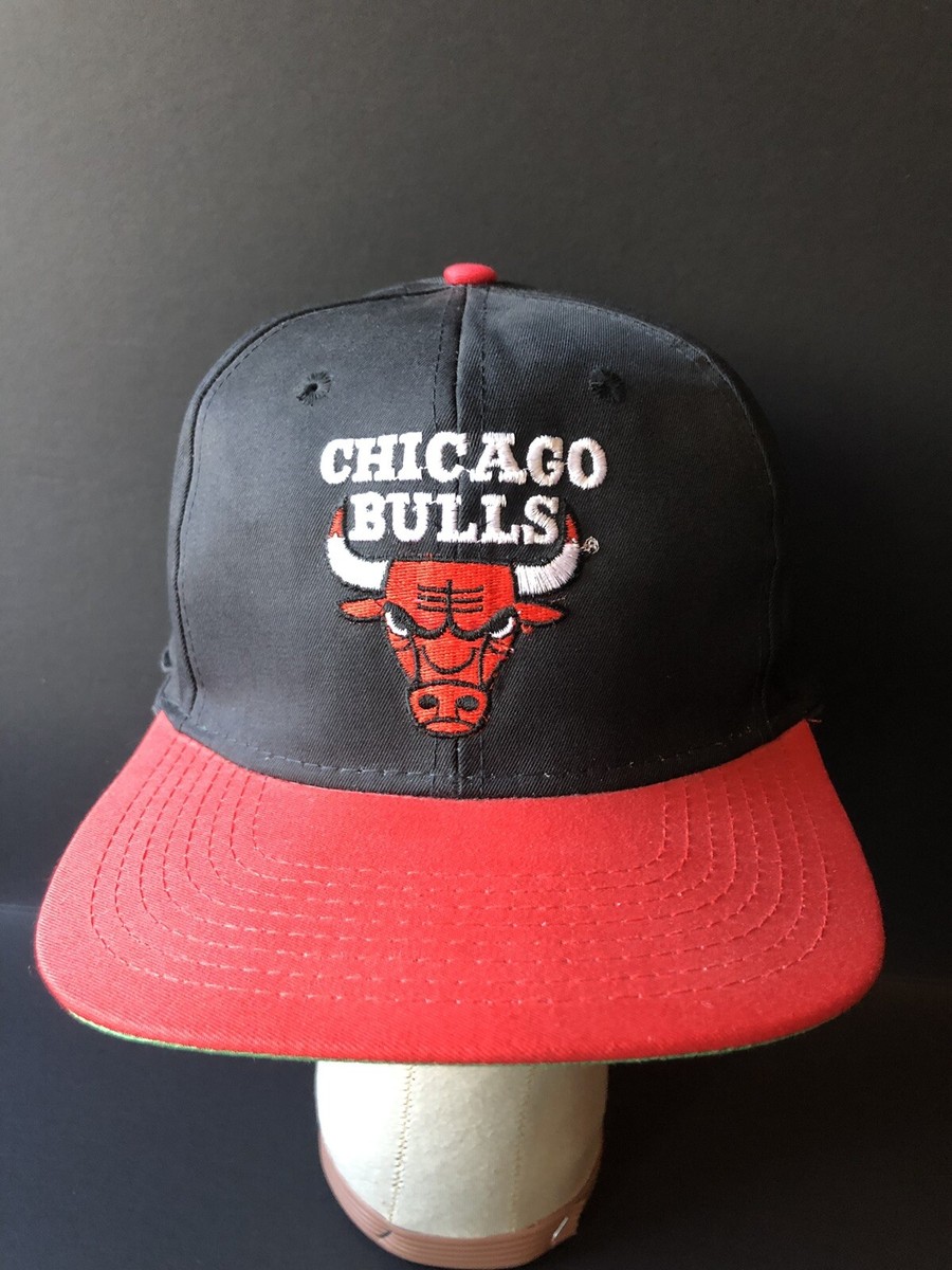 VINTAGE 90s Chicago Bulls Snapback hat cap NBA Championship VINTAGE 90s Chicago Bulls Snapback hat cap NBA Championship