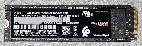 WD_BLACK SN850X 2TB NVMe SSD M.2 2280 PCIe 4th Gen Up to 7,300 MB/s WDS200T2X0E