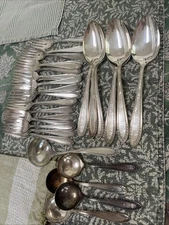 Oneida Community Par Plate Set 33 Pieces